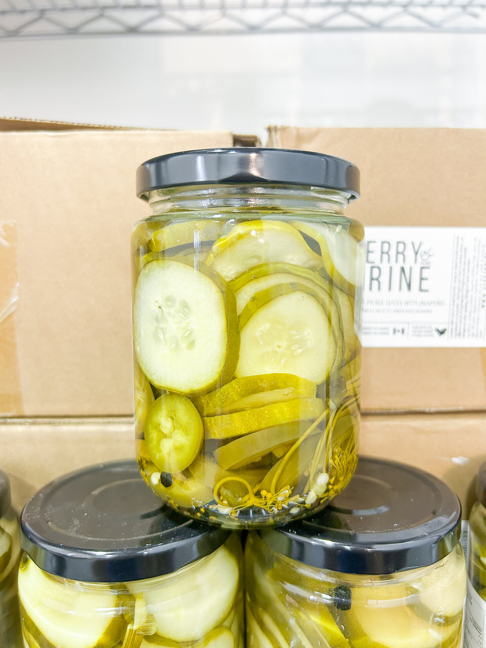 Garlic Dill Pickle Slices with Jalapeno