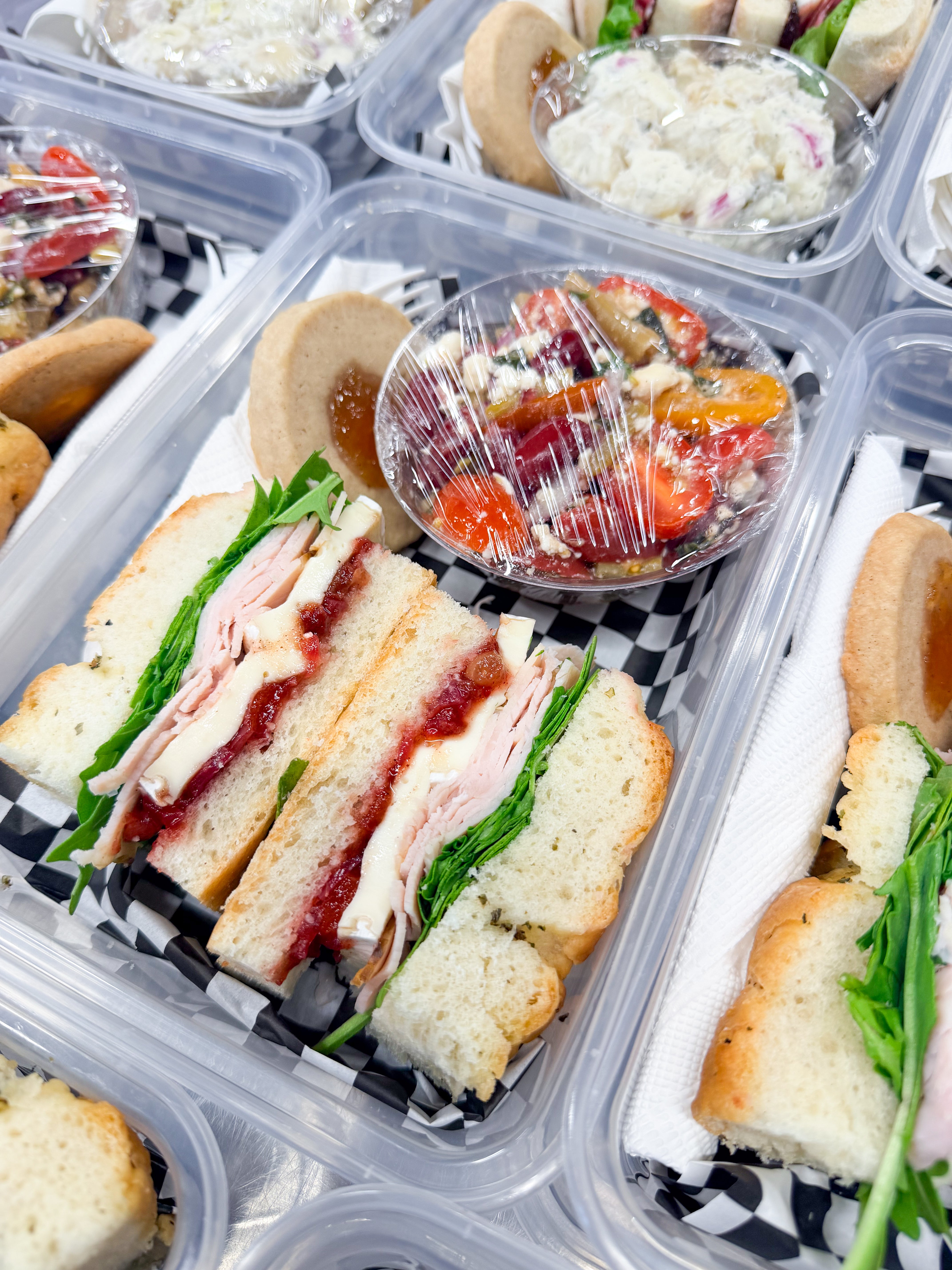 lunch-boxes
